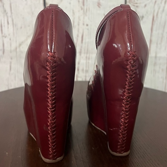 JEFFREY CAMPBELL AUDREY - TWO burgundy 6” wedge patent PU Platforms 6.5 Trending - Picture 15 of 16